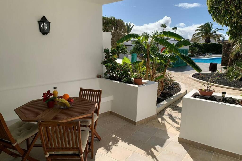 Apartamento Bastian Casas Verdes Costa Teguise Exterior photo